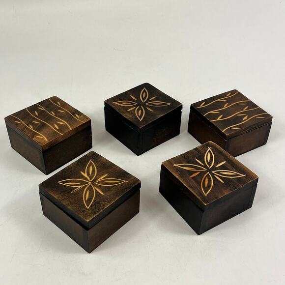 Safari Trinket Boxes Lot of 5 Vtg Hand Carved Wood Floral Vine Tribal Decor Leaf - Picture 4 of 11